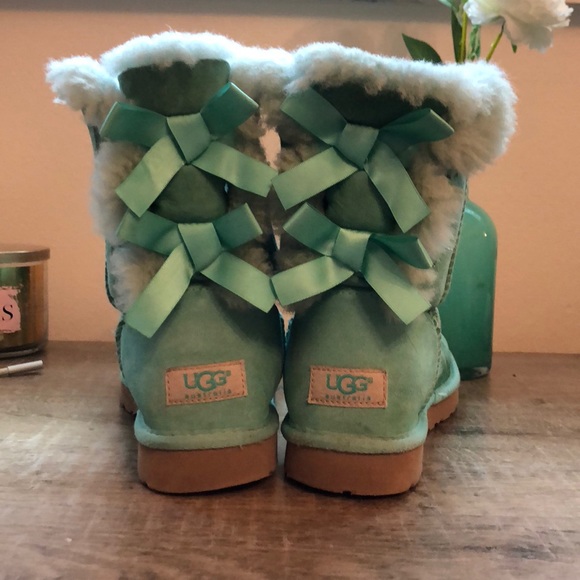 turquoise ugg boots